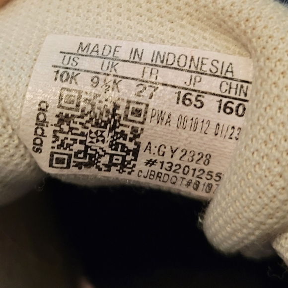 Adidas Kids White Sneakers - Picture 4 of 4